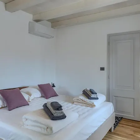 Pi בית נופש Brecevici