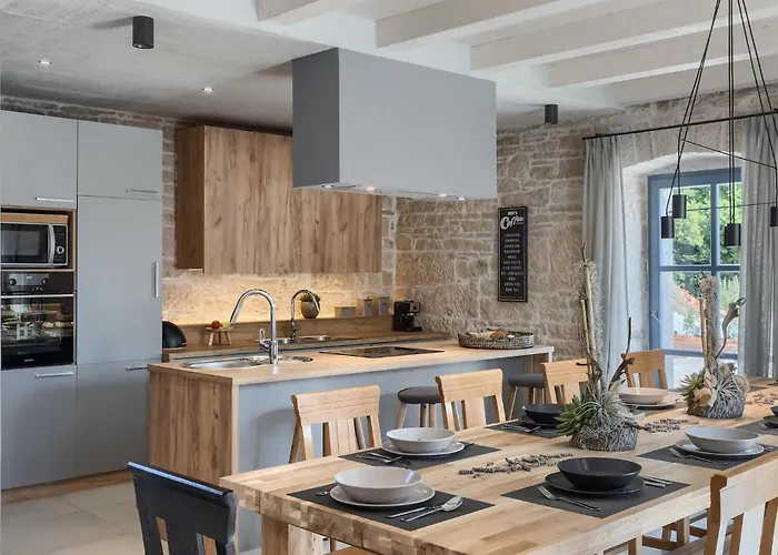 Holiday home Pi Brecevici